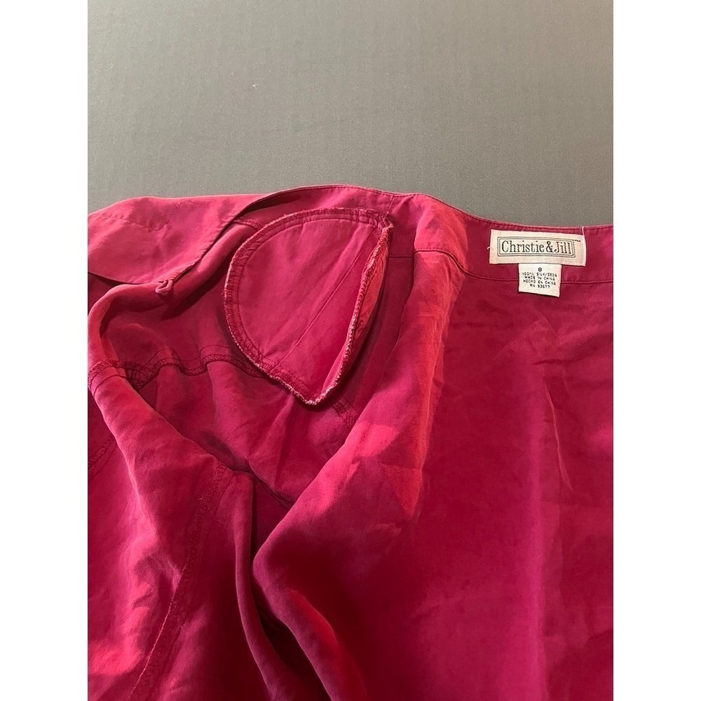 Vintage Christie and Jill Red Silk Short Sleeve Blouse Size 8 - Picture 8 of 9